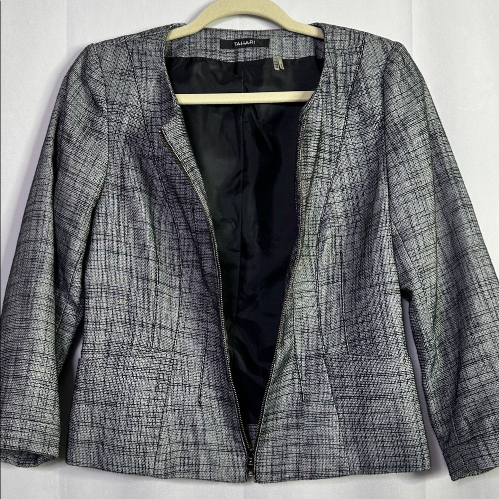 Tahari Tweed Jacket Gray Black Lined Full Zip Front 3/4 Sleeve Blazer - Picture 3 of 6